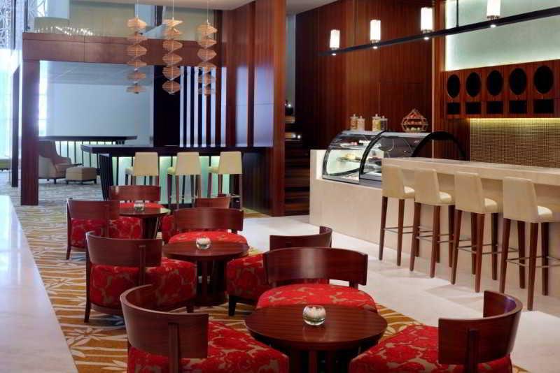 Marriott Executive Apartments Al Jaddaf, Dubaï Extérieur photo The lounge at the airport