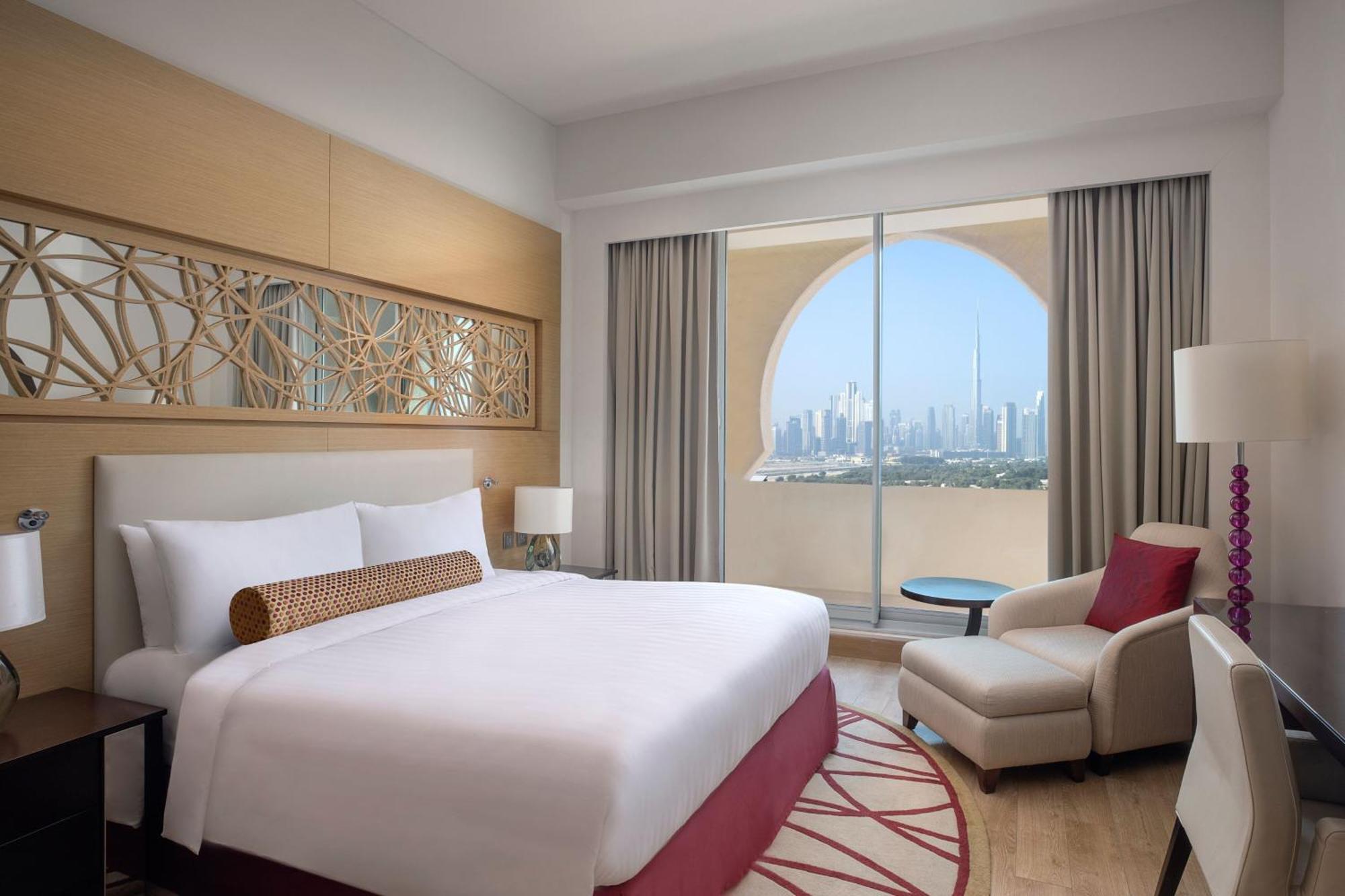 Marriott Executive Apartments Al Jaddaf, Dubaï Extérieur photo A bedroom at the hotel