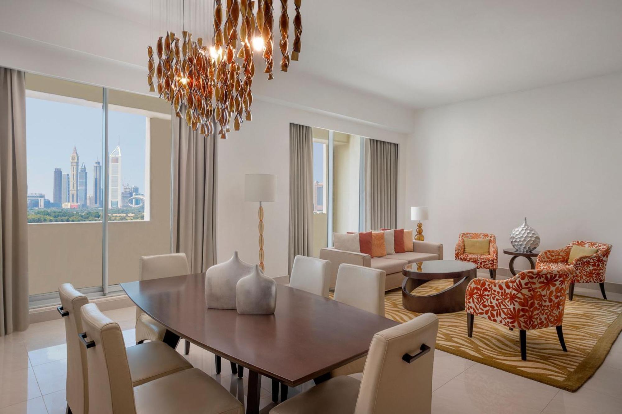 Marriott Executive Apartments Al Jaddaf, Dubaï Extérieur photo A suite at the hotel