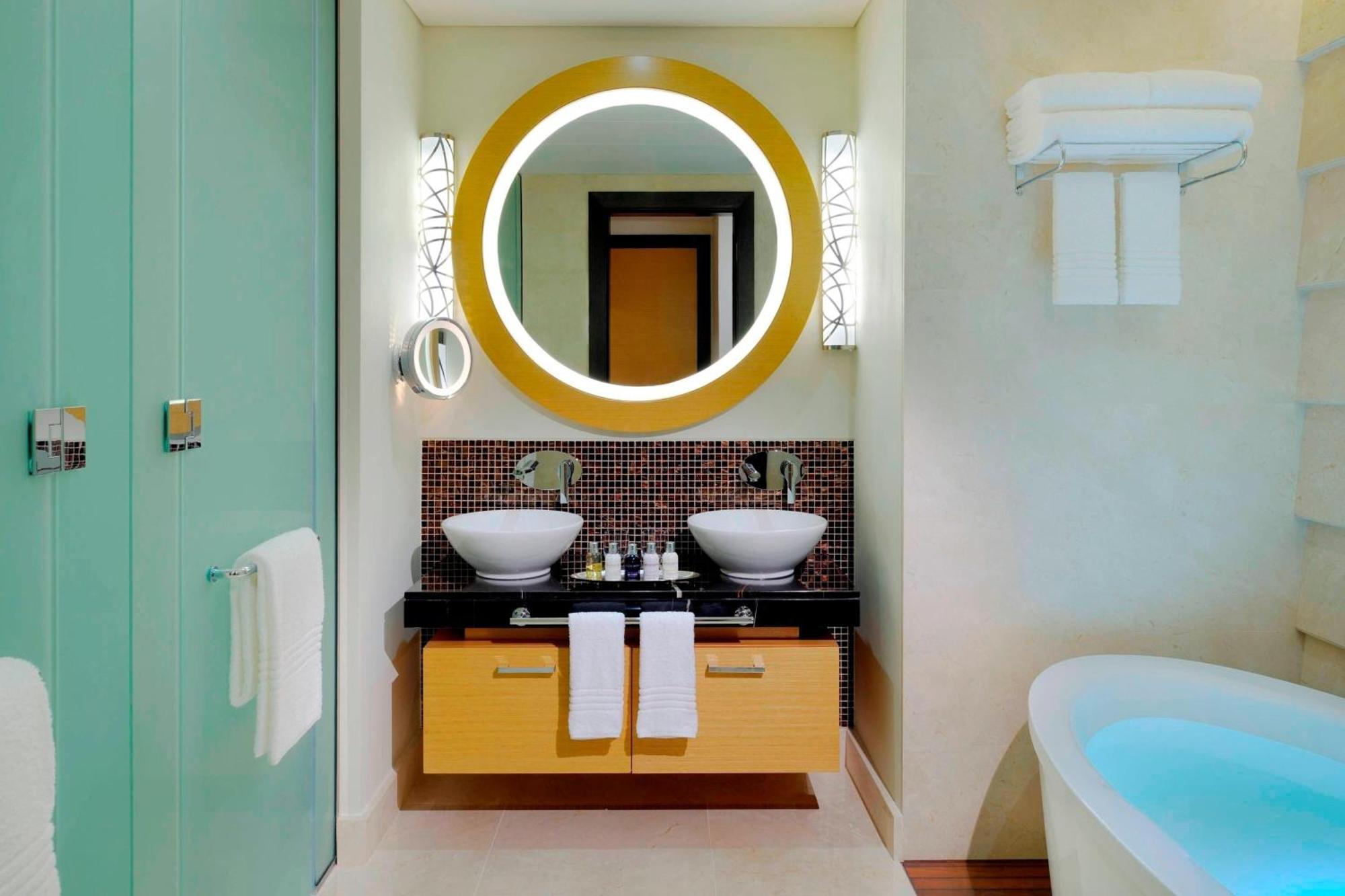 Marriott Executive Apartments Al Jaddaf, Dubaï Extérieur photo