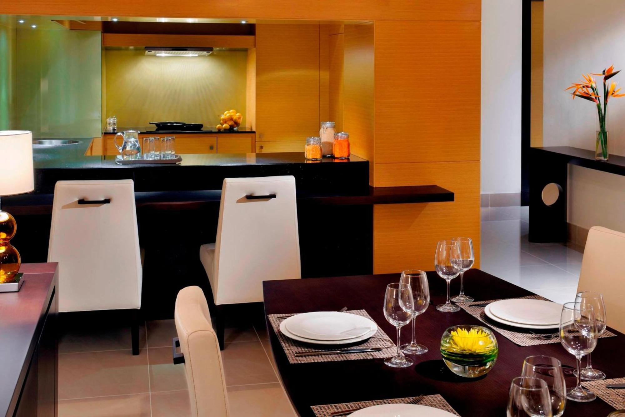 Marriott Executive Apartments Al Jaddaf, Dubaï Extérieur photo A kitchen in a W Residence